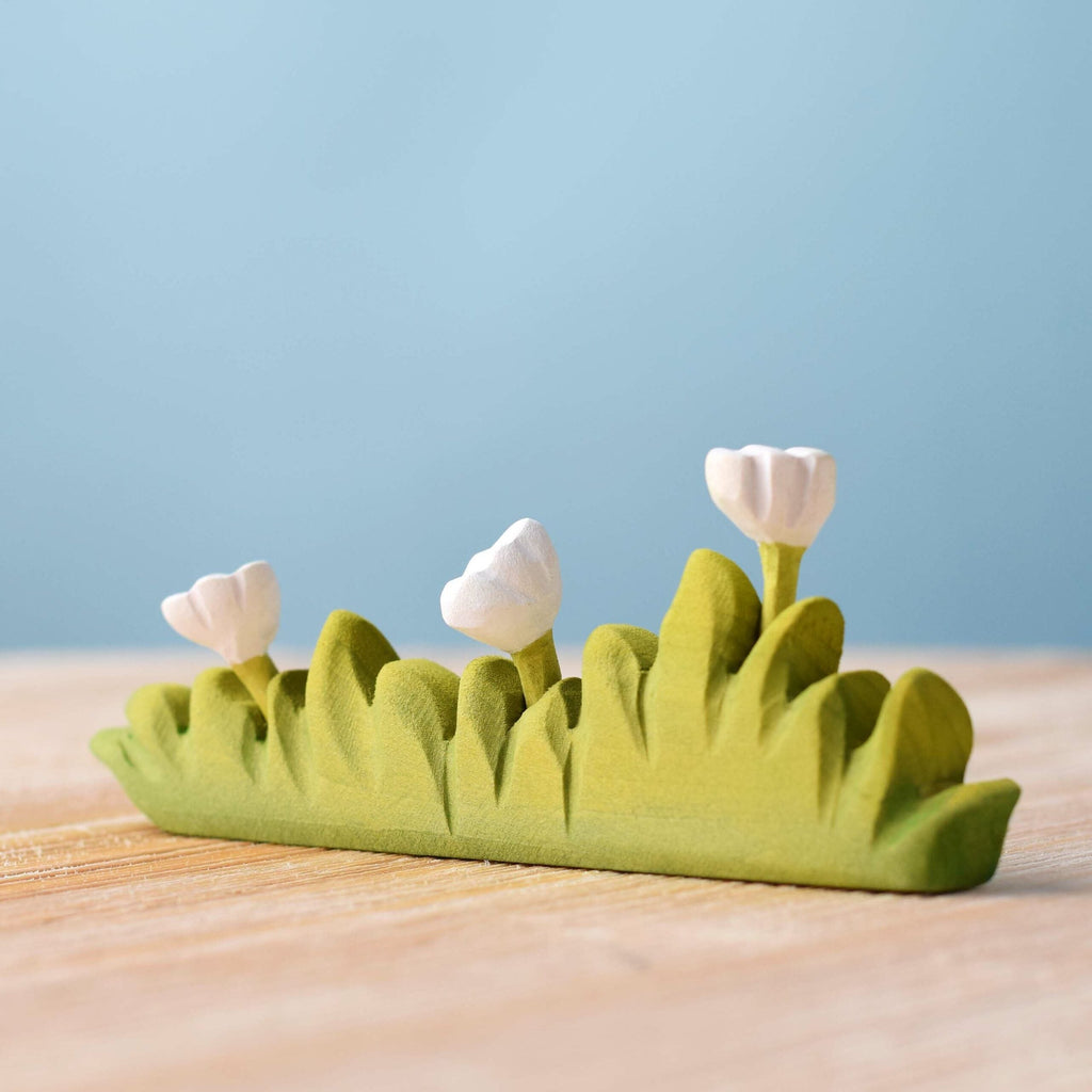 Pre-Order Bumbu Large Wooden Grass with White Flowers (Ships in July)
