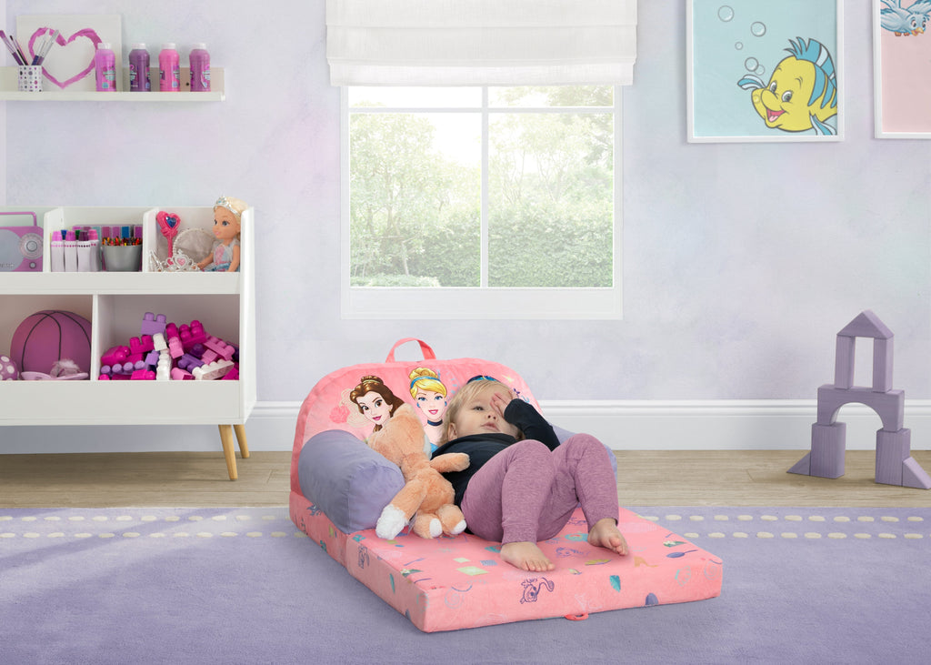 Princess Cozee Buddy Flip-Out Chair